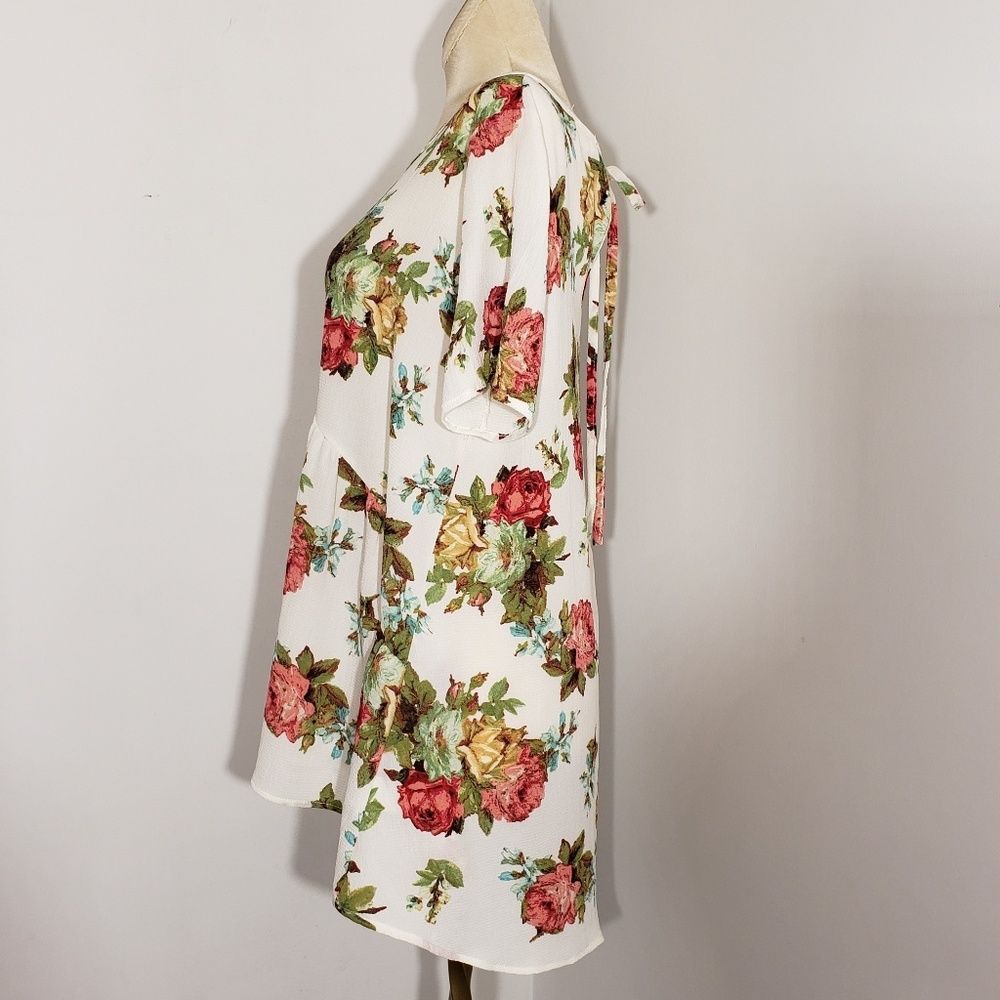 Flamingo Urban floral top size Medium - Picture 3 of 5